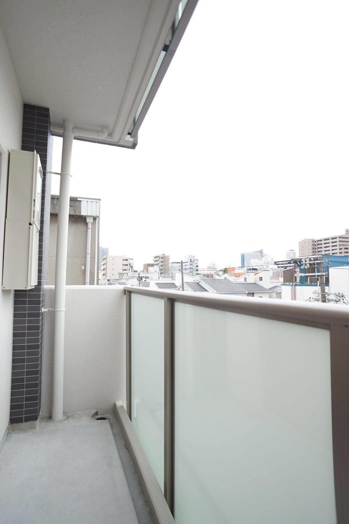 Galaxy Apartment Osaka Exterior photo